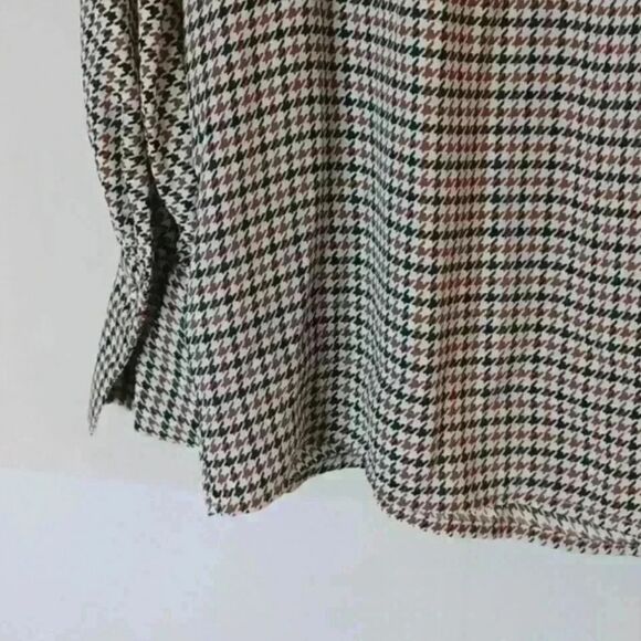 who what wear women's Blouse with Tie Front and Bib Collar - Picture 3 of 13